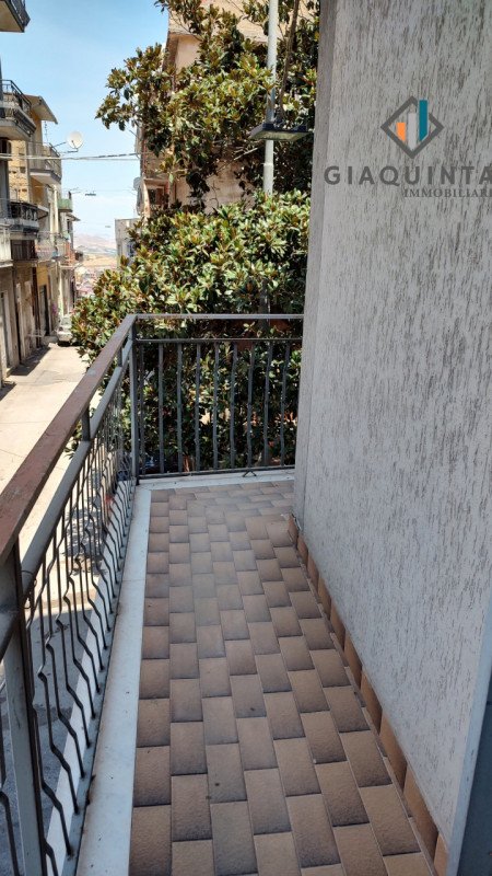 casa indipendente in vendita a Palagonia