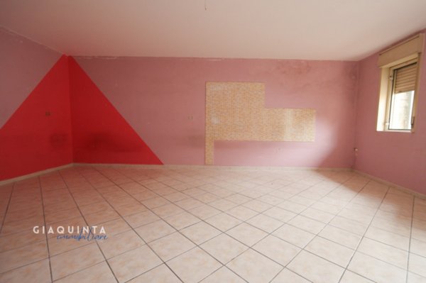 casa indipendente in vendita a Palagonia