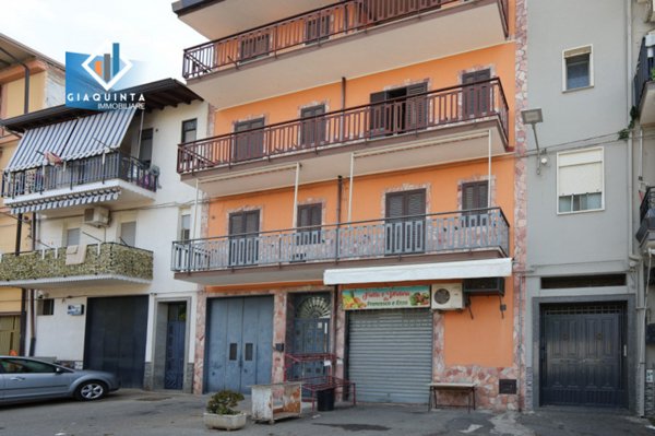 casa indipendente in vendita a Palagonia