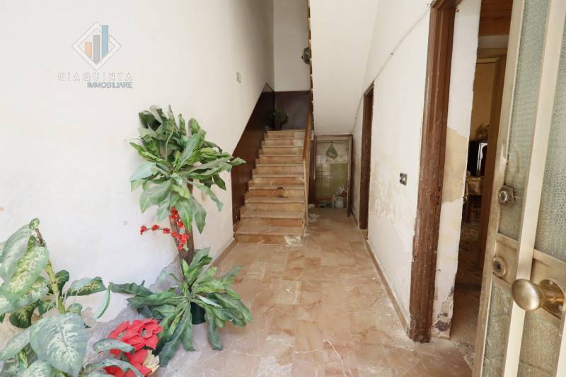casa indipendente in vendita a Palagonia