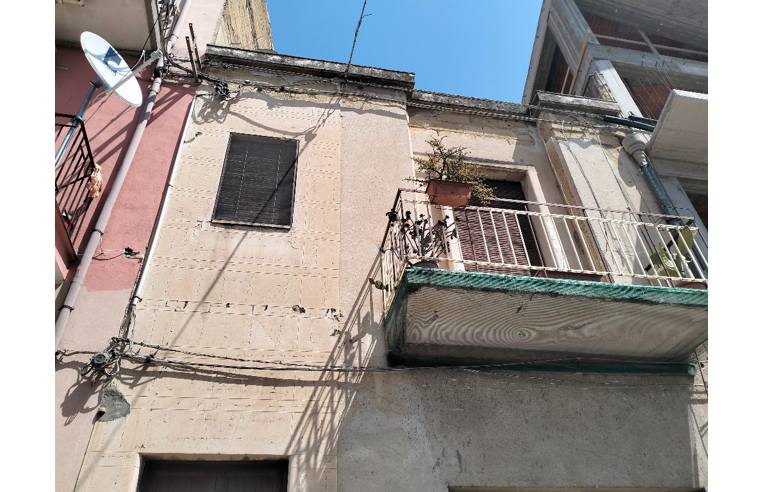 casa indipendente in vendita a Palagonia
