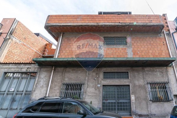 casa indipendente in vendita a Paternò