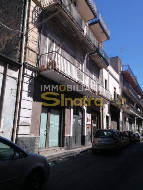 appartamento in vendita a Paternò in zona Centro Storico