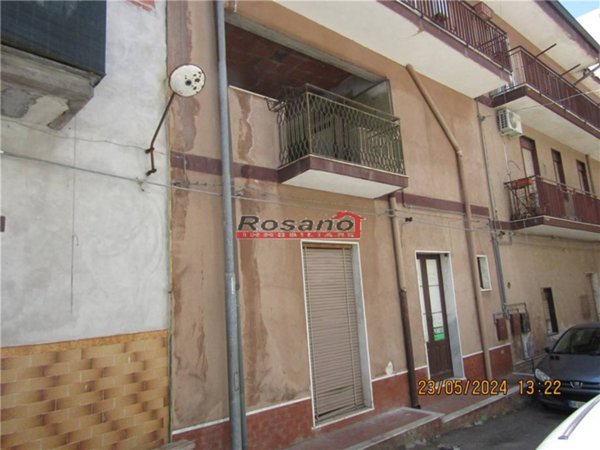 casa indipendente in vendita a Paternò