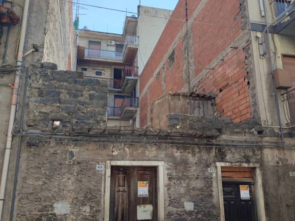 casa indipendente in vendita a Paternò