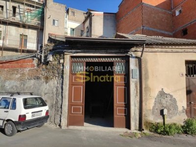 locale di sgombero in vendita a Paternò