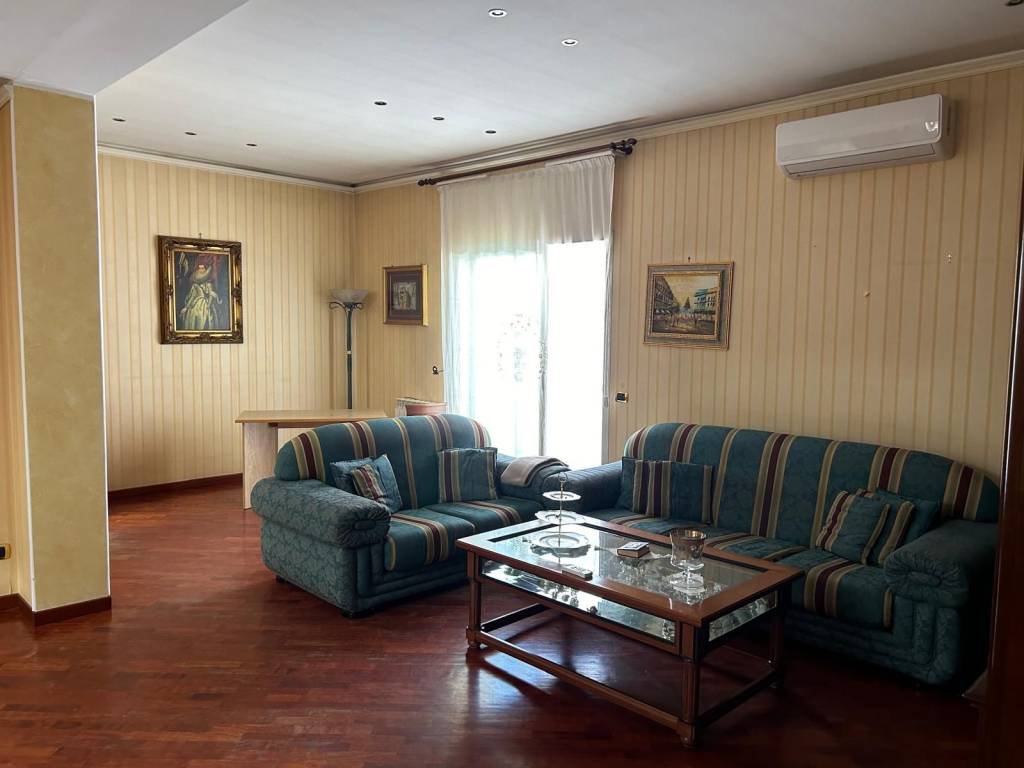 appartamento in vendita a Paternò