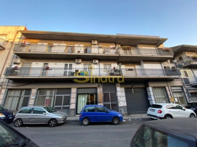appartamento in vendita a Paternò in zona Centro Storico