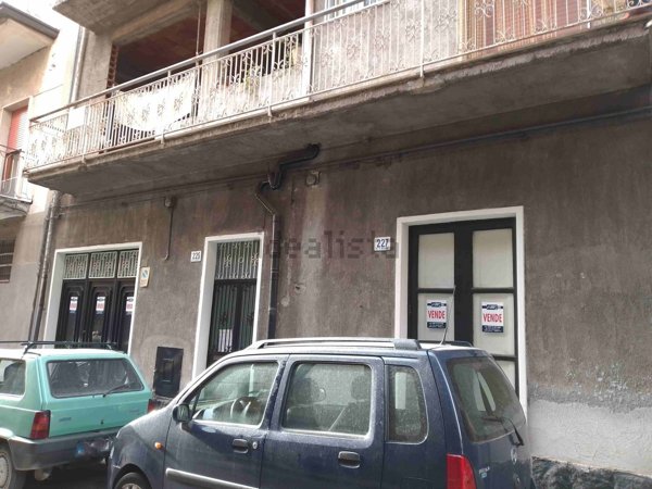 appartamento in vendita a Paternò in zona Centro Storico