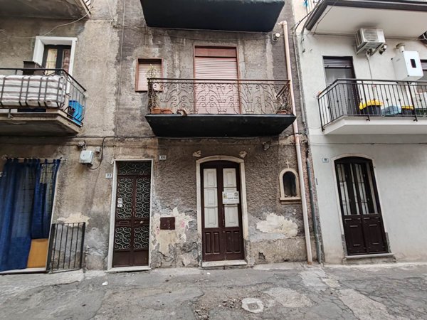 casa indipendente in vendita a Paternò