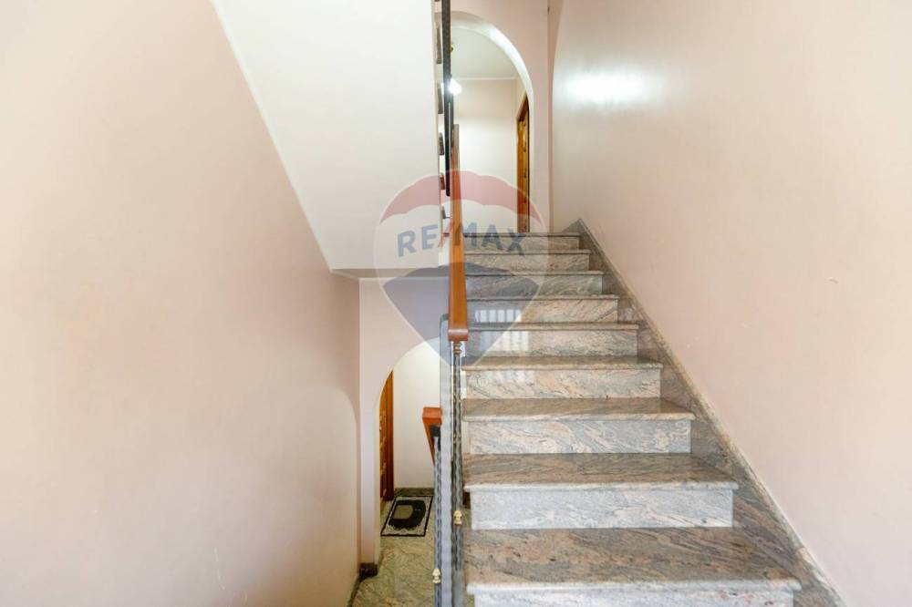 appartamento in vendita a Paternò in zona Centro Storico