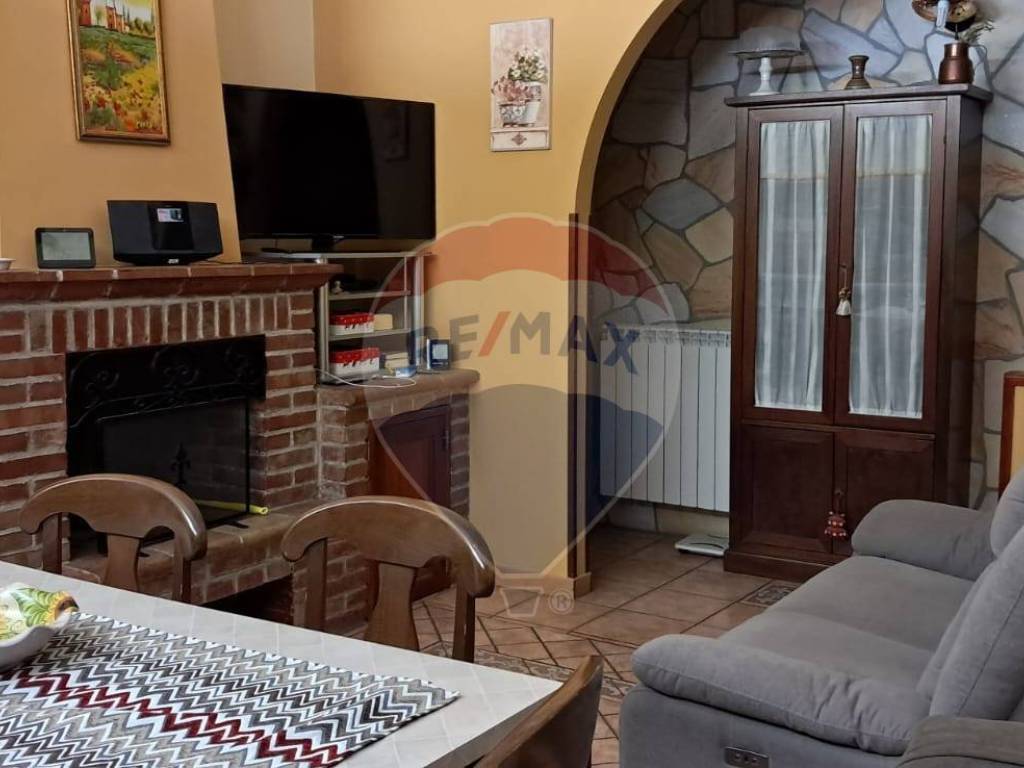 casa indipendente in vendita a Paternò