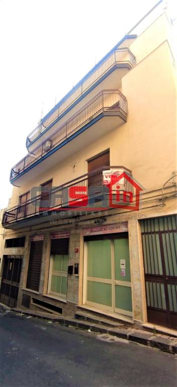 appartamento in vendita a Paternò in zona Centro Storico
