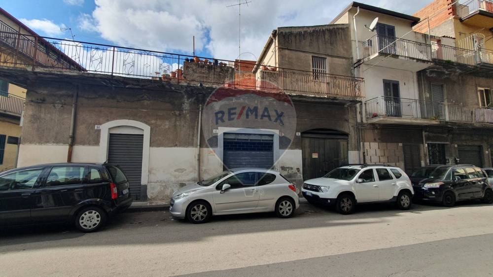 casa indipendente in vendita a Paternò