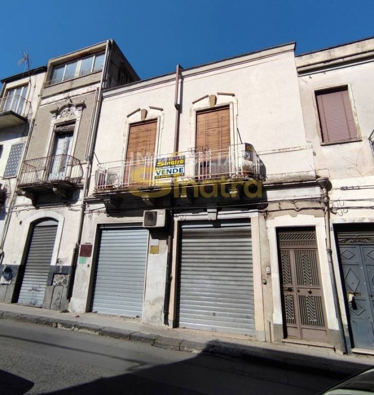 casa indipendente in vendita a Paternò in zona Centro Storico