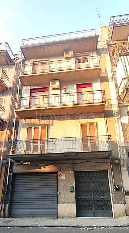 appartamento in vendita a Paternò in zona Centro Storico
