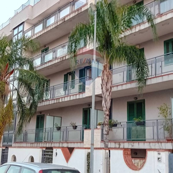 appartamento in vendita a Paternò in zona Centro Storico