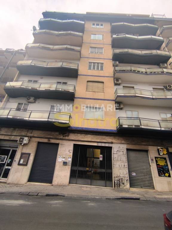 appartamento in vendita a Paternò in zona Centro Storico