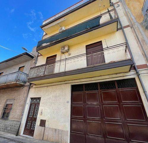 appartamento in vendita a Paternò