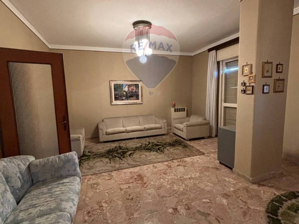 appartamento in vendita a Paternò