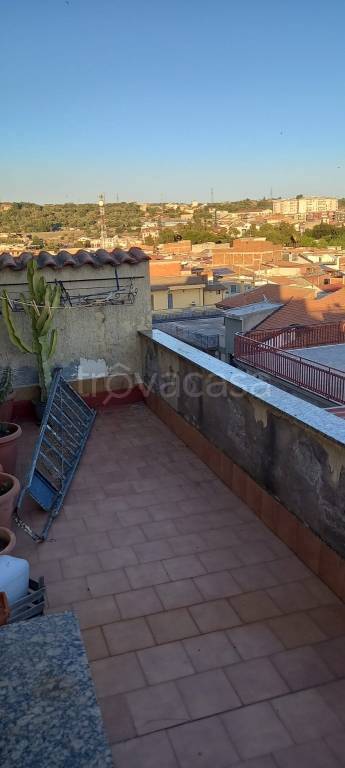 appartamento in vendita a Paternò in zona Centro Storico