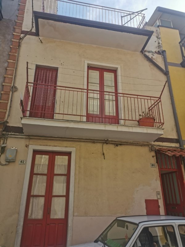 casa indipendente in vendita a Paternò
