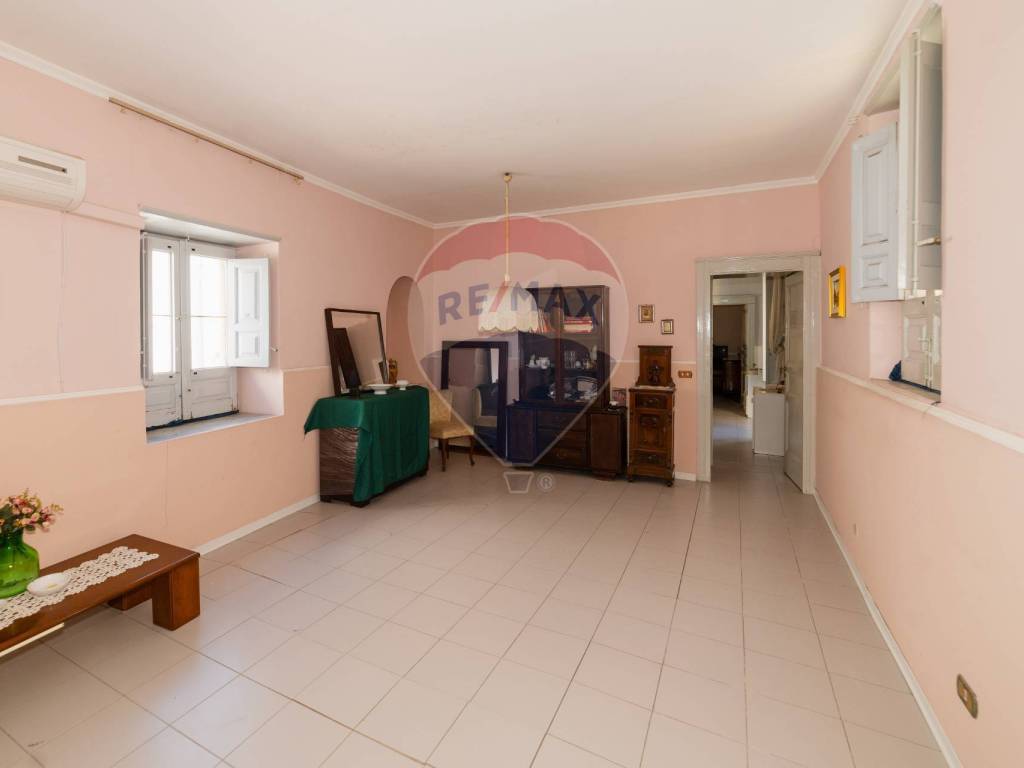 casa indipendente in vendita a Paternò