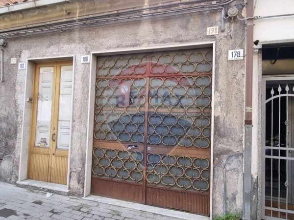 casa indipendente in vendita a Paternò
