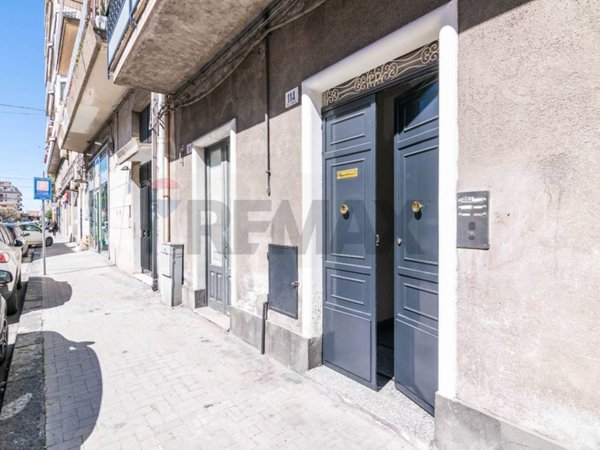 appartamento in vendita a Paternò in zona Centro Storico