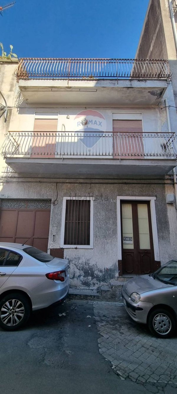 casa indipendente in vendita a Paternò