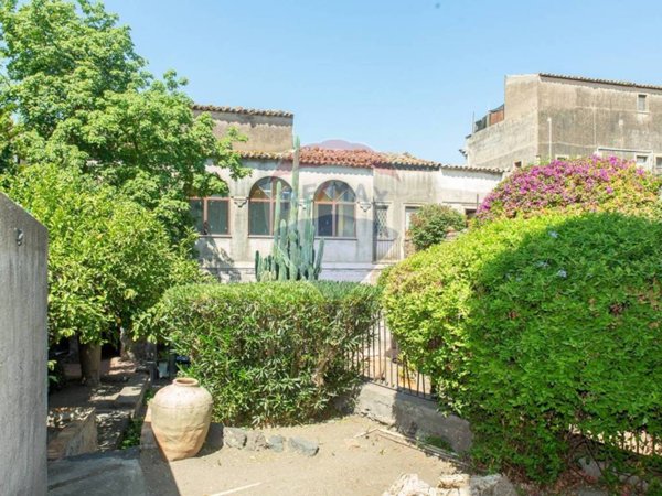 casa indipendente in vendita a Paternò