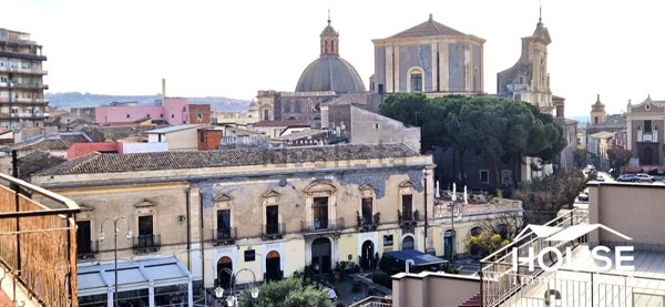 appartamento in vendita a Paternò in zona Centro Storico