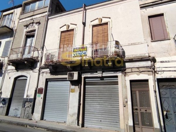 casa indipendente in vendita a Paternò in zona Centro Storico