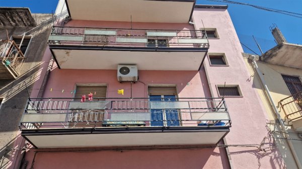 appartamento in vendita a Paternò in zona Centro Storico