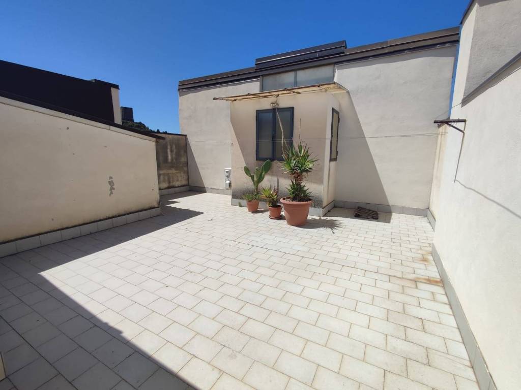 casa indipendente in vendita a Paternò