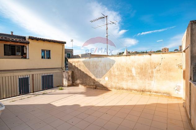 appartamento in vendita a Paternò in zona Centro Storico