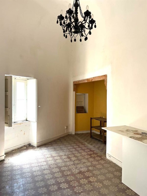 appartamento in vendita a Paternò in zona Centro Storico