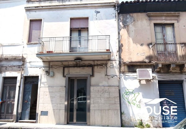 casa indipendente in vendita a Paternò