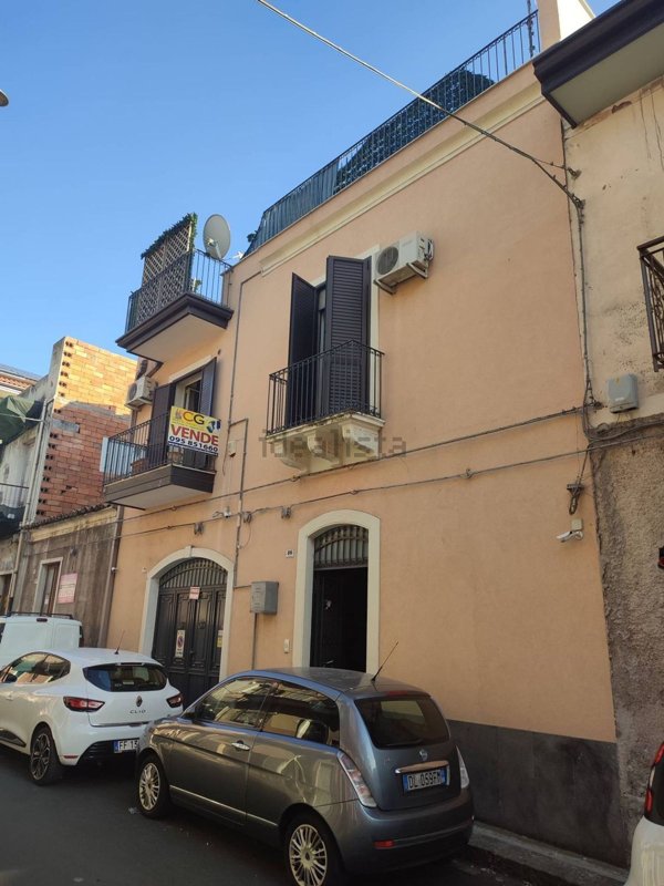 casa indipendente in vendita a Paternò