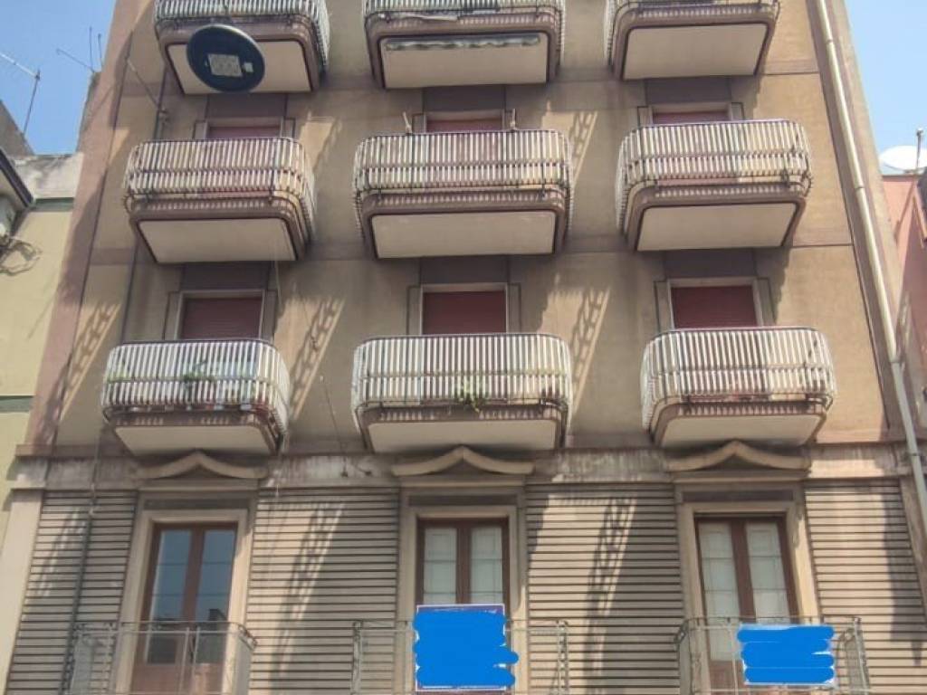 appartamento in vendita a Paternò in zona Centro Storico