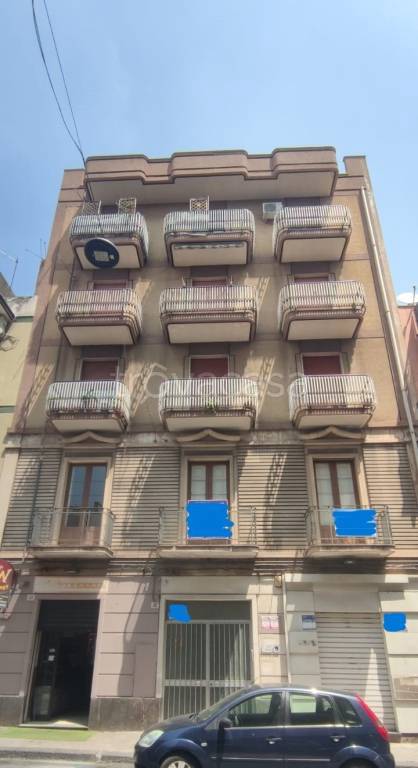 appartamento in vendita a Paternò in zona Centro Storico