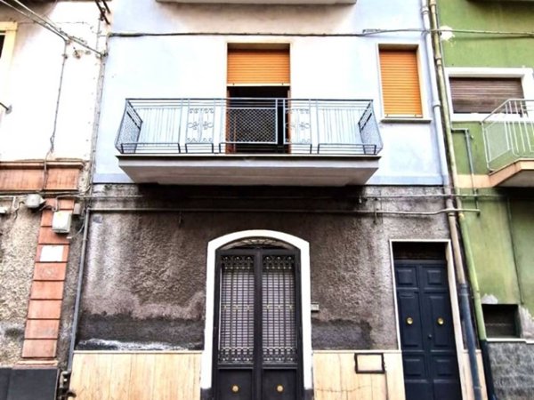 appartamento in vendita a Paternò in zona Centro Storico