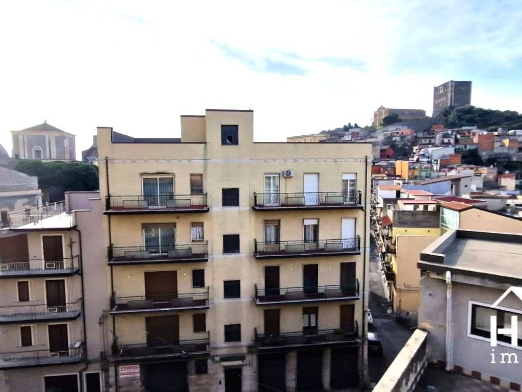 appartamento in vendita a Paternò in zona Centro Storico