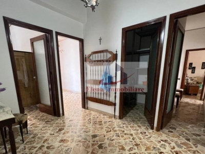 appartamento in vendita a Paternò in zona Centro Storico