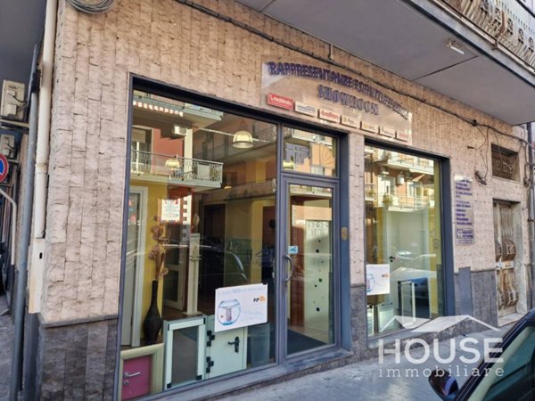 negozio in vendita a Paternò
