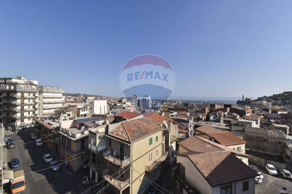 appartamento in vendita a Paternò in zona Centro Storico