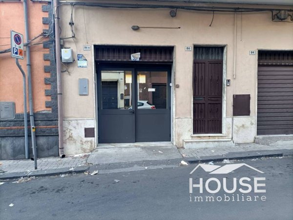 negozio in vendita a Paternò