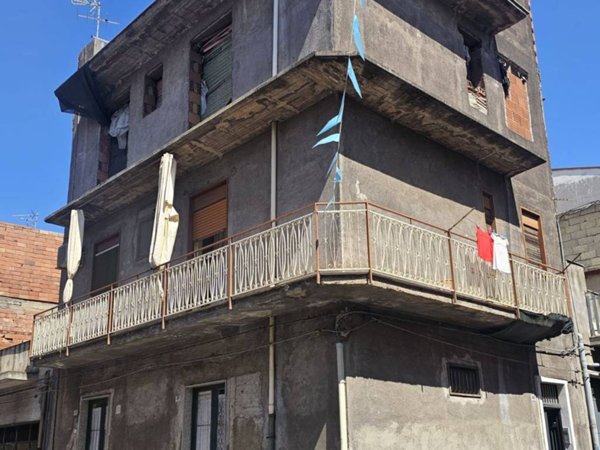appartamento in vendita a Paternò in zona Centro Storico