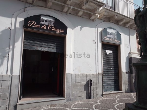 locale commerciale in vendita a Paternò in zona Centro Storico