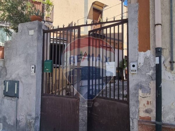 casa indipendente in vendita a Paternò